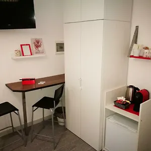 Apartman Simply House In 2