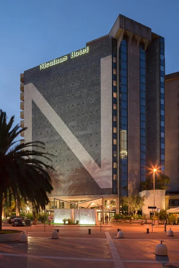 The Nicolaus Hotel contacts