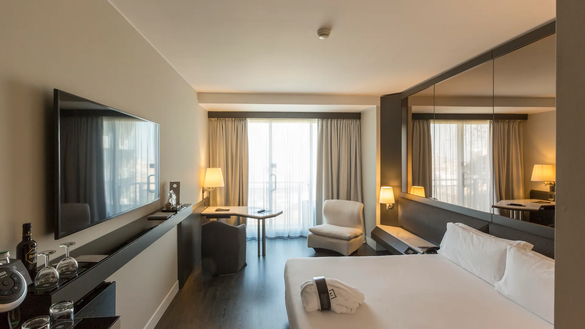 The Nicolaus Hotel Bari 4*,  Italy